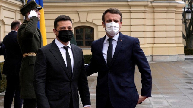 Rusya-Ukrayna diplomasisi yapan Macron 'Putin gerilimi artırmama sözü verdi' dedi, Moskova yalanladı Rusya-Ukrayna diplomasisi yapan Macron 'Putin gerilimi artırmama sözü verdi' dedi, Moskova yalanladı