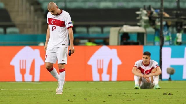 Düşüşün önü kesilemiyor! A Milli Takım dünya sıralamasında yine geriledi Düşüşün önü kesilemiyor! A Milli Takım dünya sıralamasında yine geriledi