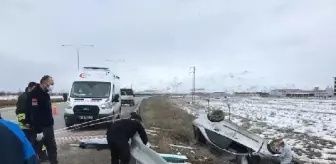 Erzincan'da TIR ile otomobil çarpıştı: 2 ölü