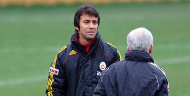 Galatasaray'da camianın evladı geri dönüyor! İşte Torrent sonrası koltuğun yeni sahibi Galatasaray'da camianın evladı geri dönüyor! İşte Torrent sonrası koltuğun yeni sahibi