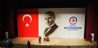 'Prof. Dr. İlber Ortaylı Denizli'de konferans verdi' başlıklı haberimizin 4. paragrafında sehven yazılan 'Sultan Abbas' ifadesi 'Sultan Alparslan'...