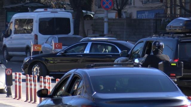 Karantinası biten Cumhurbaşkanı Erdoğan, cuma namazı için Çamlıca Camii'ne gitti Karantinası biten Cumhurbaşkanı Erdoğan, cuma namazı için Çamlıca Camii'ne gitti