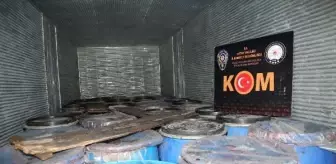 Hatay'da 12 ton sahte içkiye 5 gözaltı