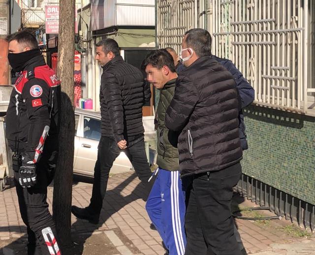 Silahla tehdit edip gecelik giydiren şüpheli, başka birine daha aynı işkenceyi yapmış Silahla tehdit edip gecelik giydiren şüpheli, başka birine daha aynı işkenceyi yapmış