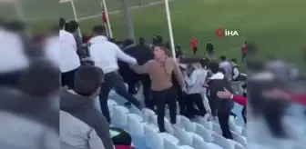 Son dakika haberi... Amatör maçta tribün kavgası kamerada