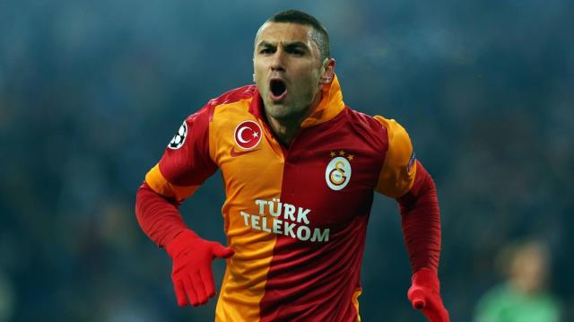 Ne Beşiktaş ne Adana Demirspor! Süper Lig devi, Burak Yılmaz'la anlaşmaya vardı Ne Beşiktaş ne Adana Demirspor! Süper Lig devi, Burak Yılmaz'la anlaşmaya vardı