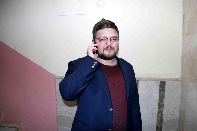 Evini kiralamak için verdiği ilanı gören, hemen aradı! Telefonu susmak bilmedi Evini kiralamak için verdiği ilanı gören, hemen aradı! Telefonu susmak bilmedi