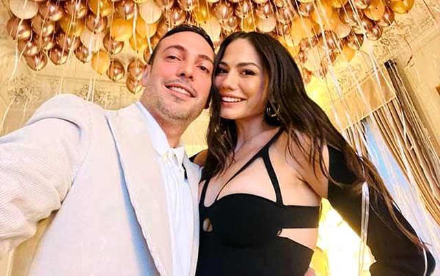 Evlilik Teklifi Sonrası Demet Özdemir ve Oğuzhan Koç'tan İlk Açıklama Evlilik Teklifi Sonrası Demet Özdemir ve Oğuzhan Koç'tan İlk Açıklama