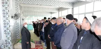 Manisa'daki yangında ölen 3 yaşındaki ikizler defnedildi