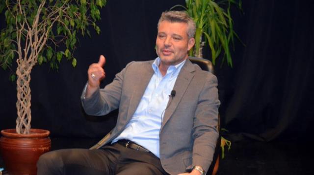 Sadettin Saran kongreyi işaret etti, Ümit Özat bombayı patlattı: Fenerbahçe'nin başkanı belli Sadettin Saran kongreyi işaret etti, Ümit Özat bombayı patlattı: Fenerbahçe'nin başkanı belli