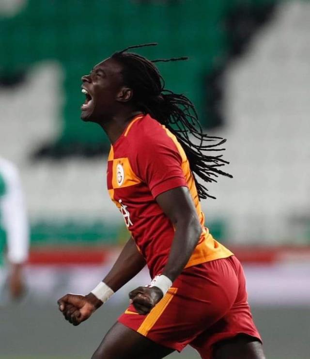 Tiki Taka çöpe atıldı! Galatasaray'da sistem baştan aşağı değişiyor Tiki Taka çöpe atıldı! Galatasaray'da sistem baştan aşağı değişiyor