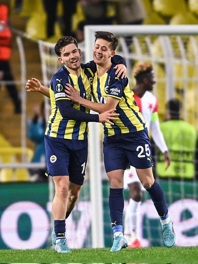 Fenerbahçe'nin harika çocuğu! Arda Güler herkesi mest etti Fenerbahçe'nin harika çocuğu! Arda Güler herkesi mest etti