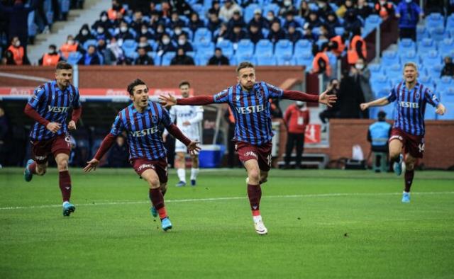 Trabzonspor'un hedefi satış rekoru kırmak! Kasaya para yağıyor Trabzonspor'un hedefi satış rekoru kırmak! Kasaya para yağıyor
