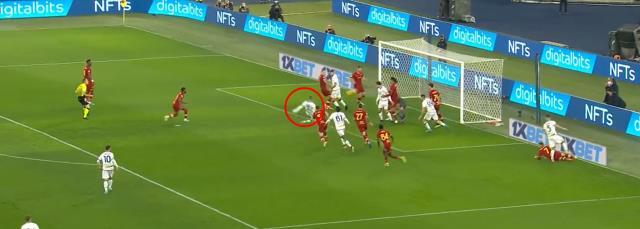 Dünya bu golü konuşuyor! Galatasaray'ın eski hocasından dahiyane taktik Dünya bu golü konuşuyor! Galatasaray'ın eski hocasından dahiyane taktik