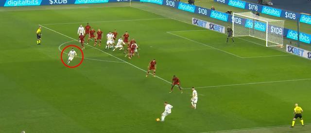 Dünya bu golü konuşuyor! Galatasaray'ın eski hocasından dahiyane taktik Dünya bu golü konuşuyor! Galatasaray'ın eski hocasından dahiyane taktik