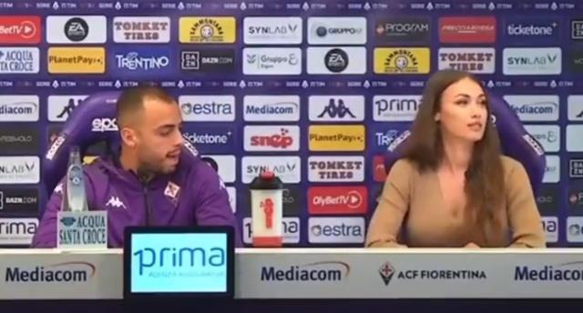 Fiorentinalı oyuncu göğüslerine bakıp hareket yapmıştı! Taciz skandalından sonra ilk açıklama Fiorentinalı oyuncu göğüslerine bakıp hareket yapmıştı! Taciz skandalından sonra ilk açıklama