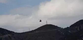 Son dakika haber! GÜMÜŞHANE - Ambulans helikopter Trabzon'daki entübe hasta için havalandı