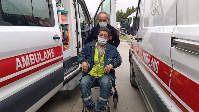 Mersin'de işçi servisi devrildi: 40 yaralı