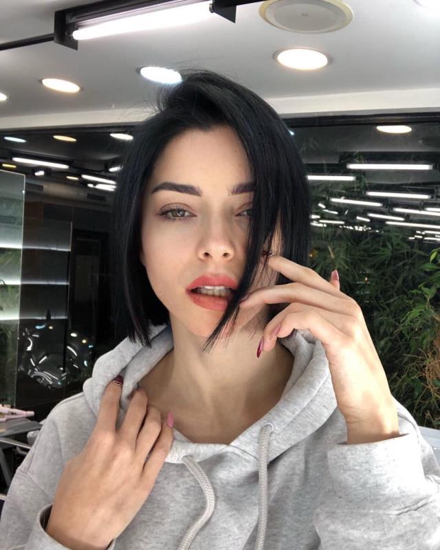 Oyuncu Merve Boluğur, evlilikteki kriterlerini anlattı: Tutku ve sağlam bir his bağı olmalı Oyuncu Merve Boluğur, evlilikteki kriterlerini anlattı: Tutku ve sağlam bir his bağı olmalı