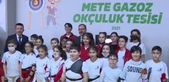 Olimpiyat halkaları şampiyon Mete Gazoz'un yüzük parmağında