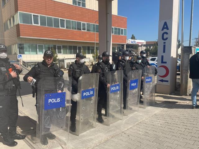Son dakika haberleri | DİYARBAKIR ARAZİ KAVGASI: 2 ÖLÜ, 8 YARALI Son dakika haberleri | DİYARBAKIR ARAZİ KAVGASI: 2 ÖLÜ, 8 YARALI