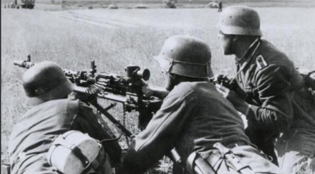 2. Dünya Savaşı'nda annesi şans eseri hayatta kaldı! Bu hikayeden Putin doğdu 2. Dünya Savaşı'nda annesi şans eseri hayatta kaldı! Bu hikayeden Putin doğdu