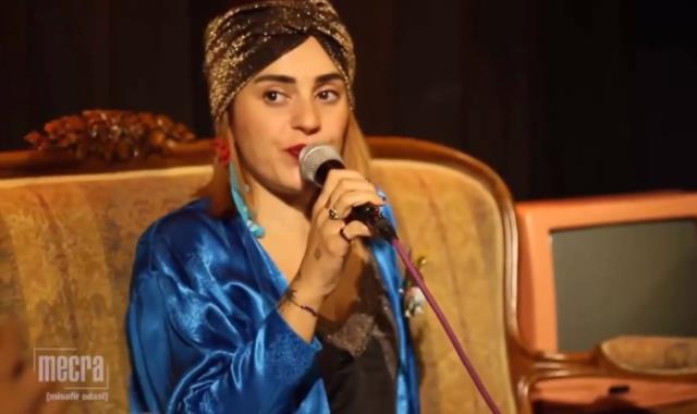 3 yıl önceki videosu gündem oldu! Ceylan Ertem'den çok konuşulacak itiraf: Bir kadınla aşk yaşamak istiyorum 3 yıl önceki videosu gündem oldu! Ceylan Ertem'den çok konuşulacak itiraf: Bir kadınla aşk yaşamak istiyorum