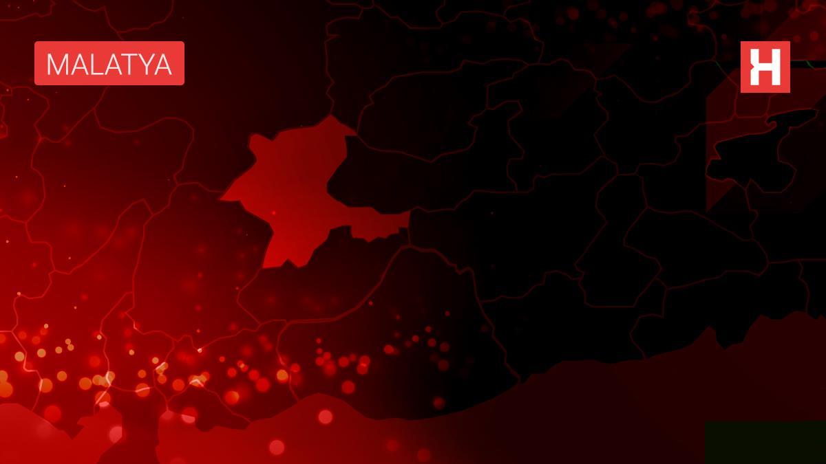 Malatya'da Bahar Şenliği Yüzme Yarışmaları başladı