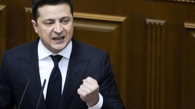 Rusya-Ukrayna savaşında 3. gün! Bombardıman altındaki Kiev'in dünyayla bağlantısı kesiliyor Rusya-Ukrayna savaşında 3. gün! Bombardıman altındaki Kiev'in dünyayla bağlantısı kesiliyor