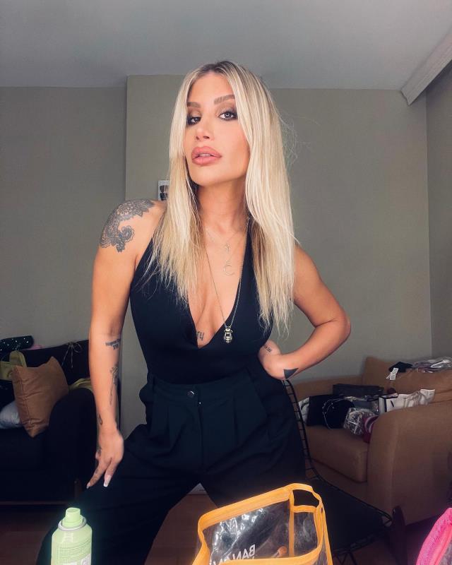 Ünlü isimler, güzellik merkezi açılışlarından paraya para demiyor! Zirvede 800 bin TL ile Hülya Avşar var