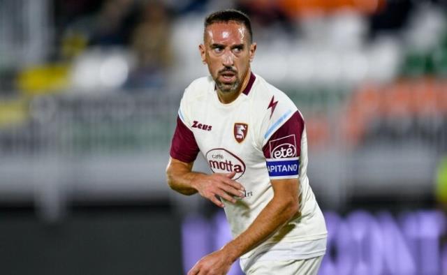 Trafik kazası geçiren dünyaca ünlü yıldız Franck Ribery, hastaneye kaldırıldı