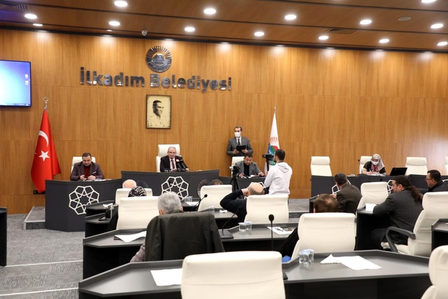 Başkan, personelin yaptığına isyan etti: Belediyemiz zarara uğratıldı, kimsenin yanına kar kalmayacak Başkan, personelin yaptığına isyan etti: Belediyemiz zarara uğratıldı, kimsenin yanına kar kalmayacak