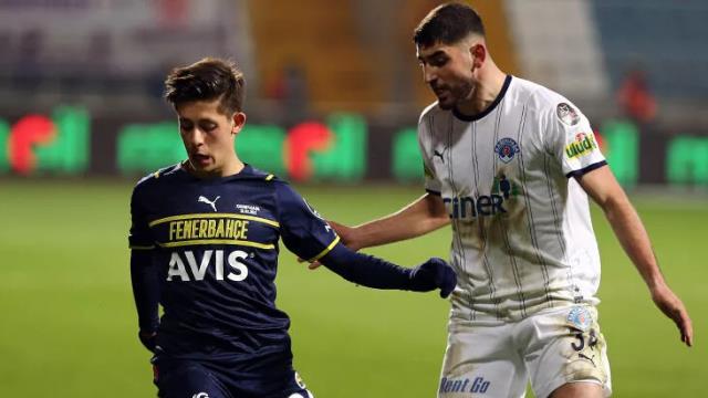 Süper Lig'de rekor kırıldı! 27. haftada takımlar toplam 44 kez fileleri havalandırdı Süper Lig'de rekor kırıldı! 27. haftada takımlar toplam 44 kez fileleri havalandırdı
