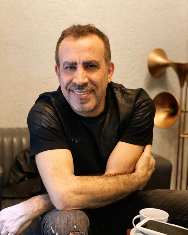 Haluk Levent'ten Ukrayna'nın konser teklifine cevap: Seve seve, yeri de Filistin olsun Haluk Levent'ten Ukrayna'nın konser teklifine cevap: Seve seve, yeri de Filistin olsun