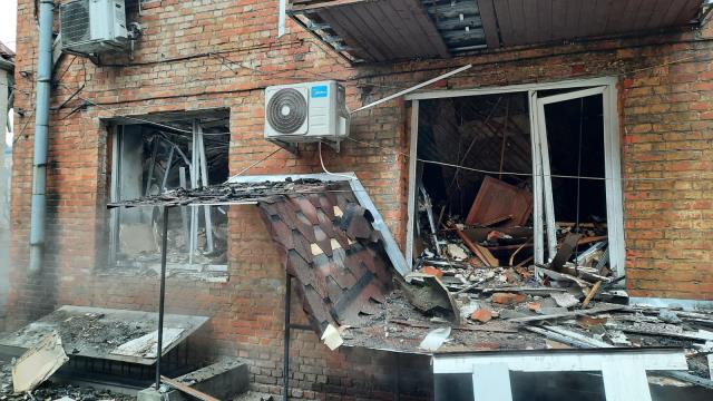 Savaşta 8. gün! Ukrayna, Kiev'e yürüyen Rus ordusunu engellemek için köprüleri patlatıyor Savaşta 8. gün! Ukrayna, Kiev'e yürüyen Rus ordusunu engellemek için köprüleri patlatıyor