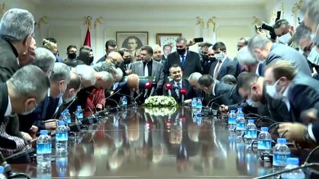 Tarım ve Orman Bakanlığı'nda devir teslim töreni! Bakan Kirişçi, Bekir Pakdemirli'den görevi devraldı Tarım ve Orman Bakanlığı'nda devir teslim töreni! Bakan Kirişçi, Bekir Pakdemirli'den görevi devraldı