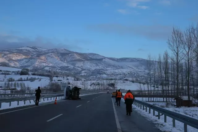 Tokat'tan kahreden haber! Askerleri taşıyan araç kaza yaptı, kahraman Mehmetçik şehit oldu