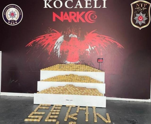 107 kilo eroinle yakalanan sanıktan garip savunma: Bu sefere mahsus beni affedin 107 kilo eroinle yakalanan sanıktan garip savunma: Bu sefere mahsus beni affedin