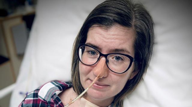 Komadaki kadının fişini çeken doktorların yaşadıkları durum karşısında ayakları geri geri gitti Komadaki kadının fişini çeken doktorların yaşadıkları durum karşısında ayakları geri geri gitti