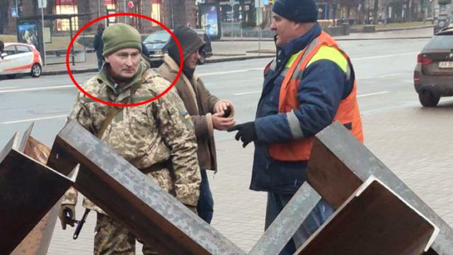Rusya lideri Putin'e ikiz kadar benzeyen Ukraynalı askerin fotoğrafı gündem oldu