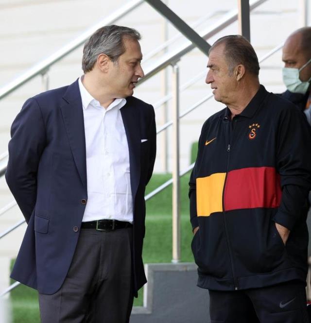 Bu sözler kıyameti koparır! Burak Elmas'tan çok konuşulacak Fatih Terim ve Torrent kıyaslaması Bu sözler kıyameti koparır! Burak Elmas'tan çok konuşulacak Fatih Terim ve Torrent kıyaslaması