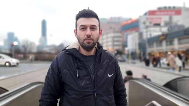 CHP milletvekili Sezgin Tanrıkulu'nun metroda tartıştığı görevliyi işten attırdığı iddia edildi