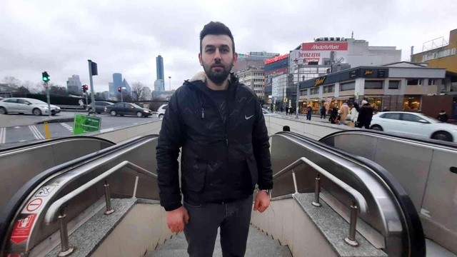 CHP milletvekili Sezgin Tanrıkulu'nun metroda tartıştığı görevliyi işten attırdığı iddia edildi