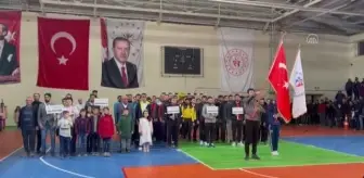 Eskil'de köy takımları arasında voleybol turnuvası düzenlendi