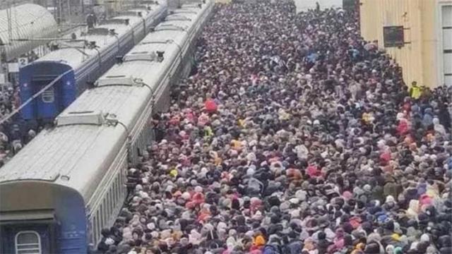 Savaşın utanç tablosu! BM, Ukraynalı mülteci sayısının 2 milyona ulaştığını duyurdu Savaşın utanç tablosu! BM, Ukraynalı mülteci sayısının 2 milyona ulaştığını duyurdu