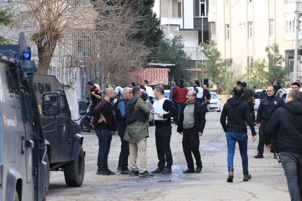 Polisin dur ihtarında bulunduğu şüpheliler ateş açtı! 1 polis şehit düştü, 1 polis ağır yaralandı