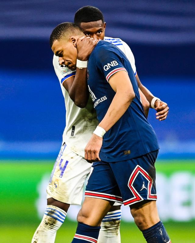 Benzema, Paris Saint-Germain'i yok etti! Real Madrid, Şampiyonlar Ligi'ndeki tarihi maçta çeyrek final biletini aldı Benzema, Paris Saint-Germain'i yok etti! Real Madrid, Şampiyonlar Ligi'ndeki tarihi maçta çeyrek final biletini aldı