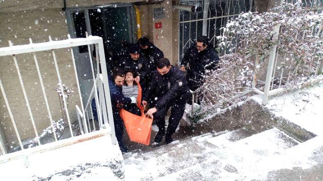 Çorlu'da akraba dehşeti: Üvey teyzesini vahşice öldürdü, eşini de yaraladı