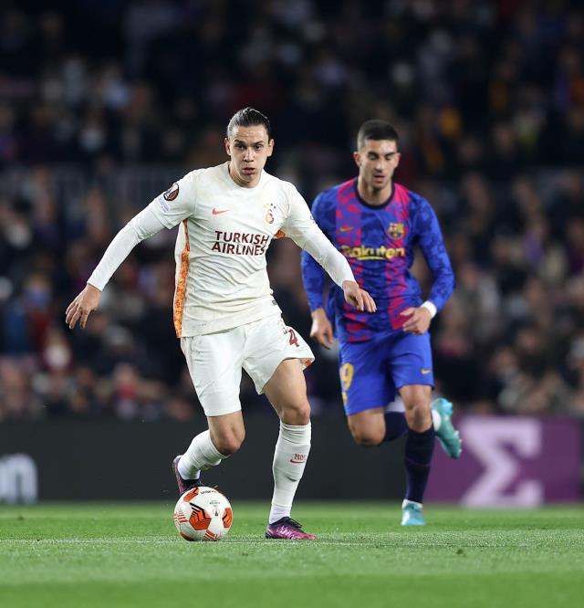 Aslan'ın bileği Nou Camp'ta da bükülmedi! Galatasaray, deplasmanda Barcelona ile berabere kaldı Aslan'ın bileği Nou Camp'ta da bükülmedi! Galatasaray, deplasmanda Barcelona ile berabere kaldı