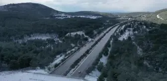 İZMİR- Çeşme ilçesinde kar yağışı (2)